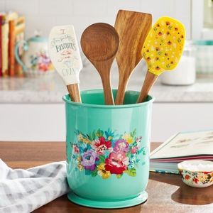 Last One! 🌺 Swivels 🌺 New Pioneer Woman Sweet Romance Crock/Holder & 5-Untensils
